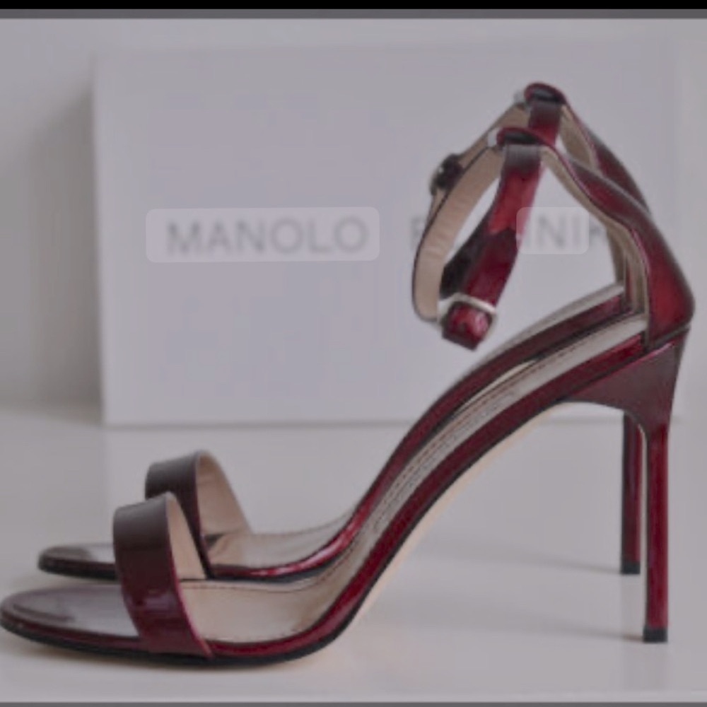 🟣 BOGO! Manolo Blahnik Chaos Heels in Burgundy